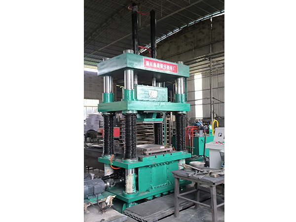 減振式振動液壓機(jī)